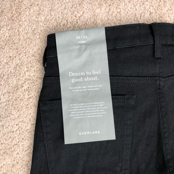 Everlane The Straight Fit Jeans in Black - Picture 8 of 11